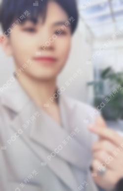 Happy Ending Limited Edition B WOOZI photocard image