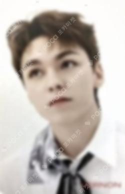 24H HMV VERNON photocard image