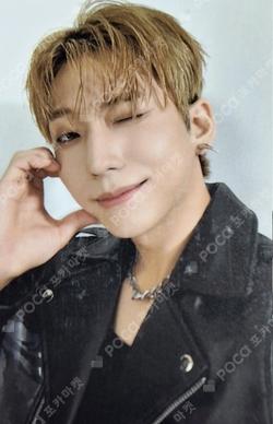 LIVE and FALL SECRET ACRYLIC STAND Gun-il photocard image