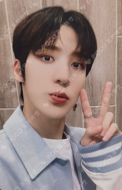 ATEEZ YUNHO photocard image