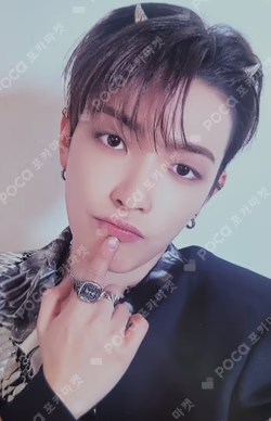 ATEEZ HONGJOONG photocard image