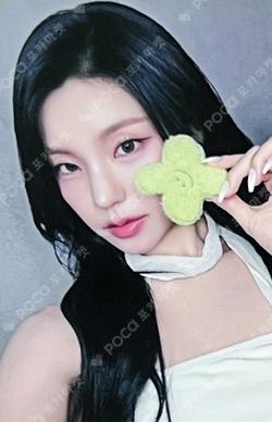 ITZY YEJI photocard image