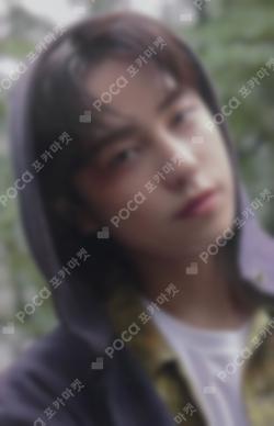 First Howling : ME PHOTO CARD TAKI photocard image