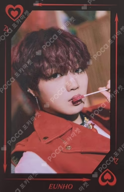 YOUNI-ON PHOTO BOOK ver. RED ON ver.