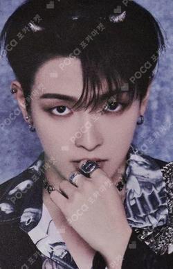 ATEEZ HONGJOONG photocard image