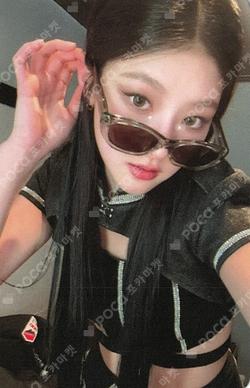 Lose Yourself MAKESTAR LUCKY DRAW HANEUL photocard image