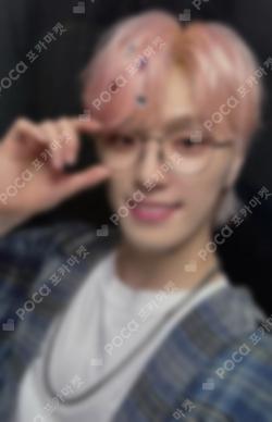 FML YIZHIYU DINO photocard image