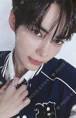 ZEROBASEONE SUNG HANBIN photocard image