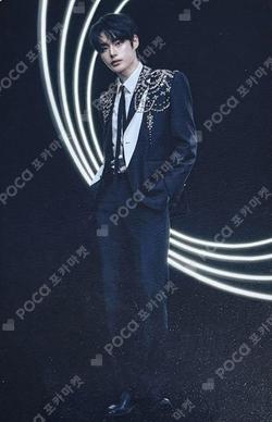 2024 ZEROBASEONE THE FIRST TOUR TIMELESS WORLD IN JAPAN TRADING CARD KIM JIWOONG photocard image