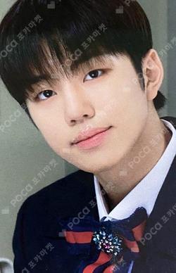 EVNNE 1ST ANNIVERSARY EVNNEing iDEA : HOW TO MAKE EVNNE DAY POP-UP STORE EVNNE 1st Anniv. PHOTO BOOK PARKJIHOO photocard image