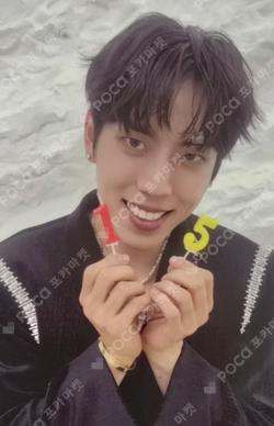 INFINITE 15TH ANNIVERSARY CONCERT : LIMITED EDITION PHOTO PARTY PACK