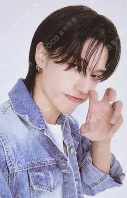 ATEEZ WOOYOUNG photocard image