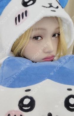 CURIOUS Hellolive shop LUCKY DRAW