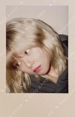 STRATEGY Highlight ver. JEONGYEON photocard image