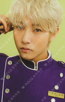 2022 Season Greetings Photo Pack