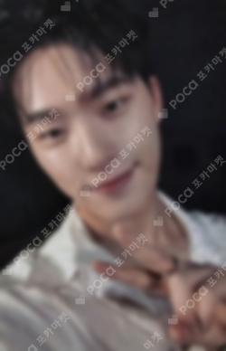 SPILL THE FEELS YIZHIYU DINO photocard image