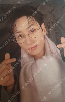 2024 PINK CHRISTMAS PHOTO CARD RANDOM PACK EUNHYUK photocard image