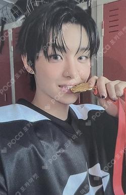 TREASURE 2025 SEASON’S GREETINGS JIHOON photocard image