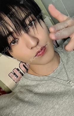 TREASURE 2025 SEASON’S GREETINGS WEVERSE HARUTO photocard image