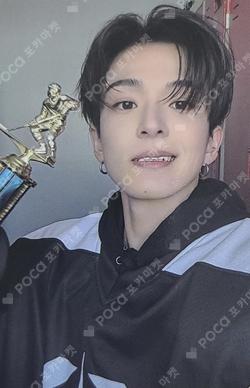 TREASURE 2025 SEASON’S GREETINGS ASAHI photocard image