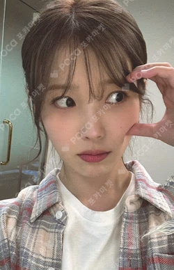 2024 IU H.E.R. WORLD TOUR CONCERT IN SEOUL PHOTO CARD SET