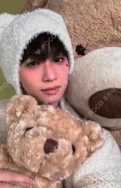 ВТОВ COMPANY 2025 Season's Greetings fromm store LIM HYUNSIK photocard image