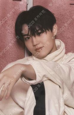 TREASURE 2025 SEASON’S GREETINGS TREASURE TRADING PHOTOCARD DOYOUNG photocard image