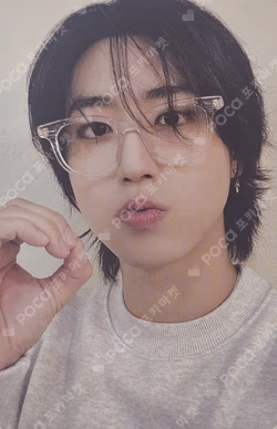 Stray Kids JAPAN SEASON'S GREETINGS 2025 YOUR HERO HAN photocard image