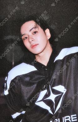 TREASURE 2025 SEASON’S GREETINGS WEVERSE