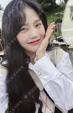 2025 SEASON’S GREETINGS LET'S GO ON A TRIP HYOJUNG photocard image