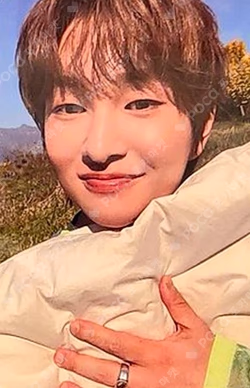 CONNECTION SOUND WAVE POP-UP CAFE REWARD ONEW photocard image