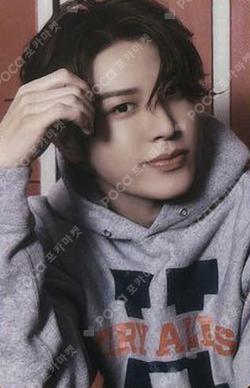 TREASURE 2025 SEASON’S GREETINGS TREASURE TRADING PHOTOCARD SO JUNG HWAN photocard image