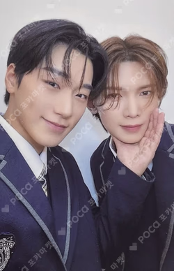 GOLDEN HOUR : Part.2 fromm store Unit photocard image