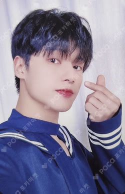 ATEEZ X ANITEEZ ADVENTURE POP-UP STORE ANITEEZ IN ILLUSION ACRYLIC PHOTOCARD FRAME KIT