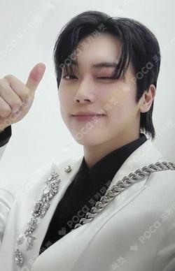 SPOTLIGHT IN SEOUL RANDOM PHOTOCARD & SCRATCHCARD SET