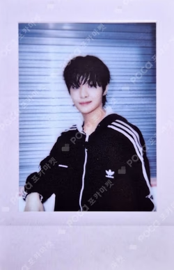 TREASURE 2025 SEASON’S GREETINGS JIHOON photocard image