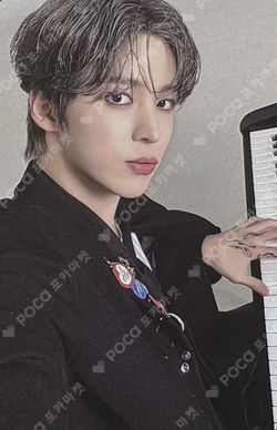 Pocamarket, ATEEZ YUNHO 2025 SEASON'S GREETINGS K-pop Photocard