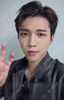 Bloody Love KTOWN4U POP-UP STORE REWARD NamWooHyun photocard image
