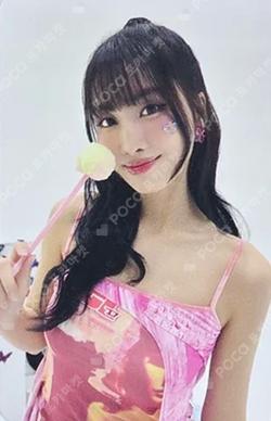 2025 Season's Greetings [Collector] ALADIN MOMO photocard image