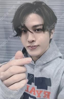TREASURE 2025 SEASON’S GREETINGS KTOWN4U POP-UP STORE SPECIAL DRINK SO JUNG HWAN photocard image