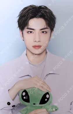 2025 SEASON'S GREETINGS