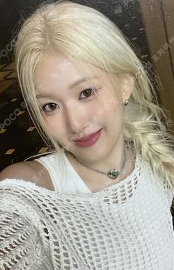 N/a WITHMUU Yoon Ji Yoon photocard image