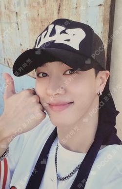 2025 SEASON’S GREETINGS CALENDAR TRADING PHOTO CARD LEE GI KWANG photocard image