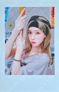 aespa WINTER photocard image