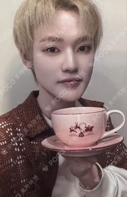 2024 PINK CHRISTMAS PHOTO CARD RANDOM PACK
