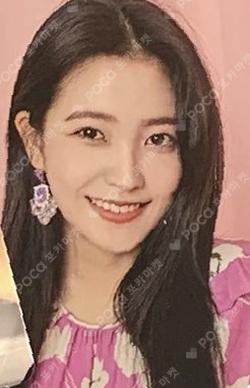 2019 SM ARTIST + PANTONE™ ZIP NOTE YERI photocard image