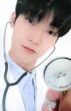 MEDICUBE JAPAN KEVIN photocard image