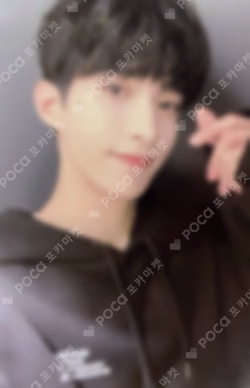 2022 SEVENTEEN in CARAT LAND MEMORY BOOK+ DIGITAL CODE