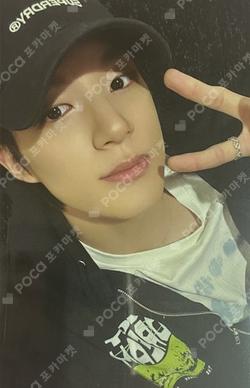 DREAMSCAPE POP-UP with LINE FRIENDS PVC PHOTO CARD HOLDER KEYRING JENO photocard image