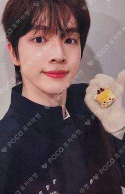 HUG GLOVES SET SUNGCHAN photocard image
